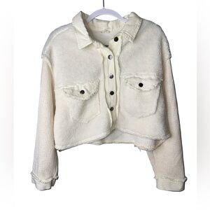 POL Sherpa/Knit Cropped Button Sweater